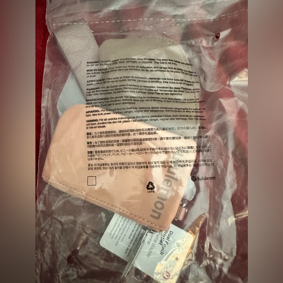 SOLD OUT EVERYWHERE BNWT Pastel & Pink Twilight Lululemon Dual Pouch - Picture 6 of 7